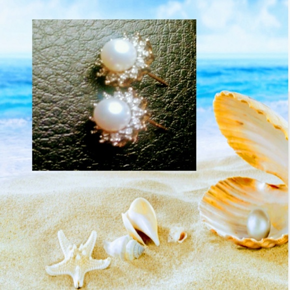 Jewelry - Not Available!